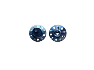 F-584269 / RM91095 / As rodas traseiras da primeira geração de Geely Borui. 