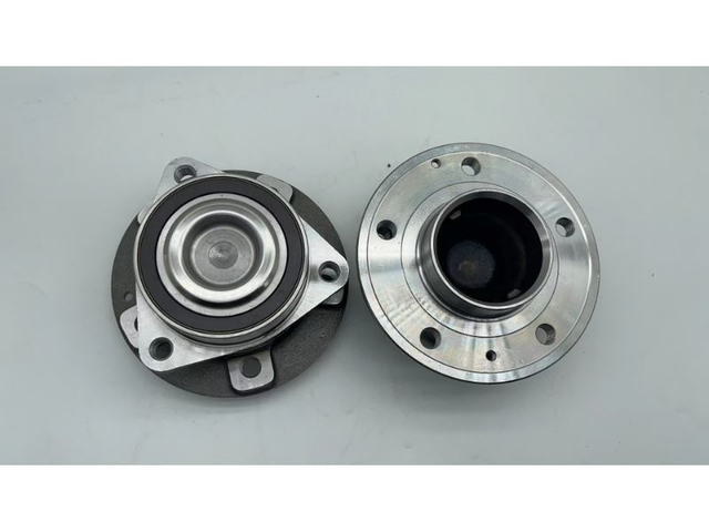 DY10-350101001 / RM931022 / As rodas dianteiras de Dayun Yuanzhi M1.
