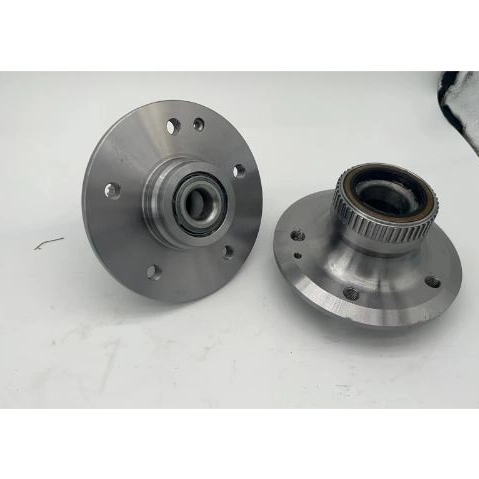 2103300325 / RM931001 / As rodas dianteiras da Mercedes - Benz R170 / S210 / W210 (1996 - 2004).