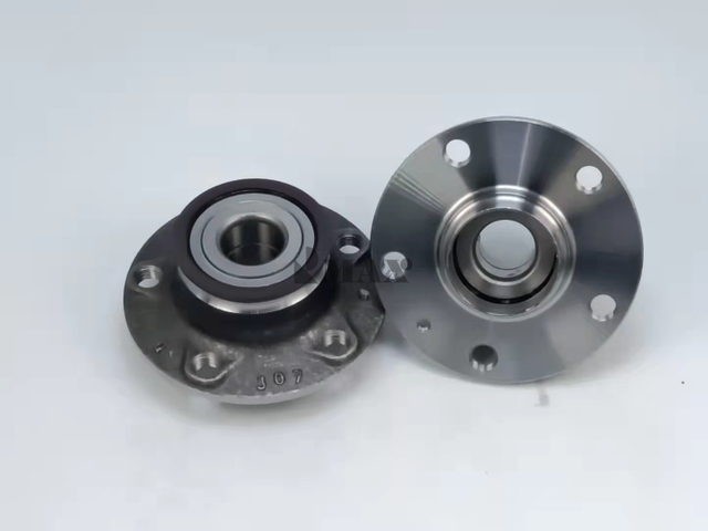 5qd 501 611A as rodas traseiras do Volkswagen Golf 7