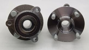 N243-26-15X / RM931063 / As rodas traseiras do Mazda 5 (2018-presente).