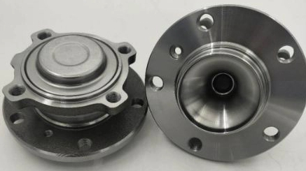 33409806302 / RM930655 / As rodas traseiras do BMW Mini R60.