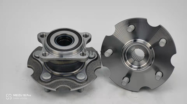 42410-42040 / RM930175 / As rodas traseiras da tração nas quatro rodas Toyota RAV4