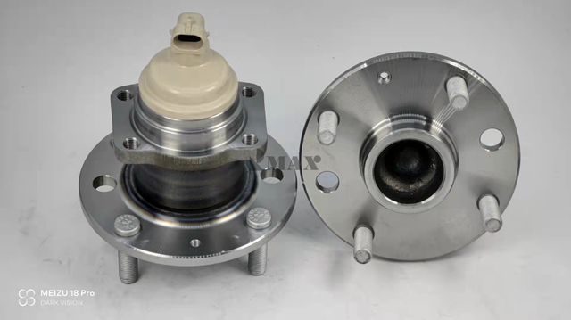 B11-3301030/RM930167/As rodas traseiras da Chevrolet Epica (General Motors)