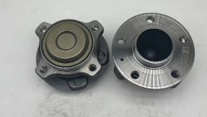 931039 / RM931039 / As rodas dianteiras de Zeekr X e Geely Smart. 